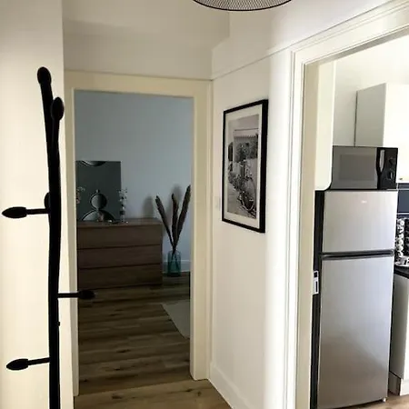 Lägenhet Cosy Et Lumineux Avec Parking Gratuit *