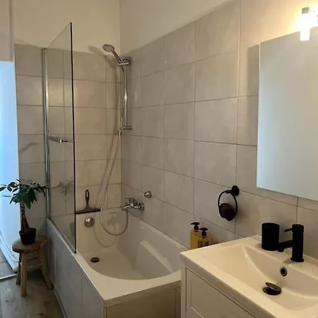 Cosy Et Lumineux Avec Parking Gratuit * Colmar