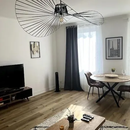 Cosy Et Lumineux Avec Parking Gratuit