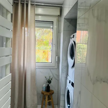 Apartman Cosy Et Lumineux Avec Parking Gratuit *